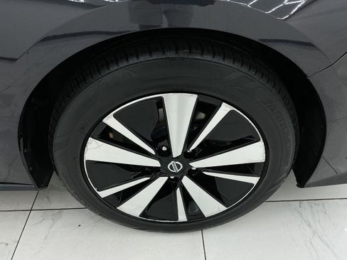Used 2022 Nissan Altima 2.5 SV FWD image 45