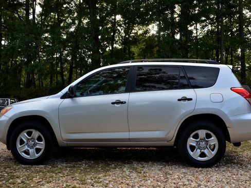 Used 2007 Toyota RAV4 4WD image 7