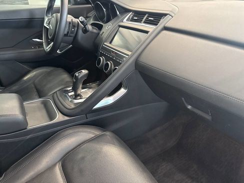 Used 2019 Jaguar E-PACE S image 45