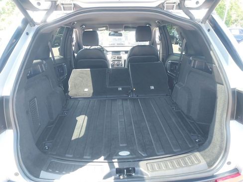 Used 2018 Land Rover Discovery Sport SE AWD/4WD image 39