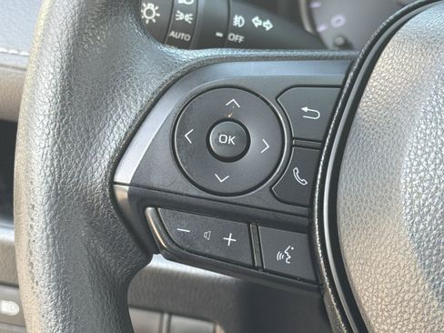 Certified 2019 Toyota RAV4 XLE w/ Convenience Package FWD image 9