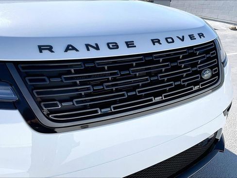 Used 2024 Land Rover Range Rover Velar Dynamic SE image 31