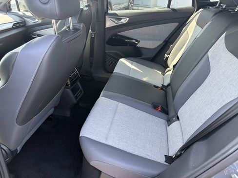 Certified 2023 Volkswagen ID.4 Pro RWD image 11