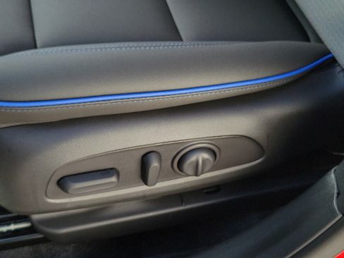 New 2026 Buick Envista Sport Touring w/ Convenience I Package FWD image 23