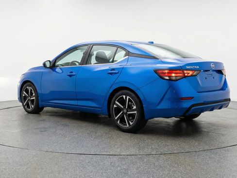 Used 2025 Nissan Sentra SV FWD image 6