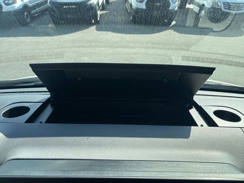 Used 2023 Mercedes-Benz Sprinter 2500 image 42