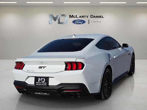 Used 2024 Ford Mustang GT Premium image 5