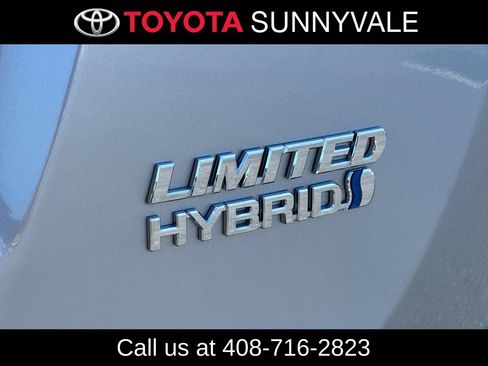 Used 2017 Toyota RAV4 Limited AWD/4WD image 13