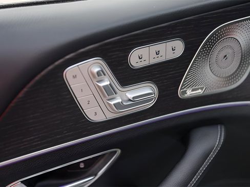 Used 2024 Mercedes-Benz GLE 450e GLE 450e image 11