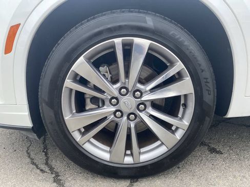 Used 2023 Cadillac XT6 Premium Luxury AWD/4WD image 10