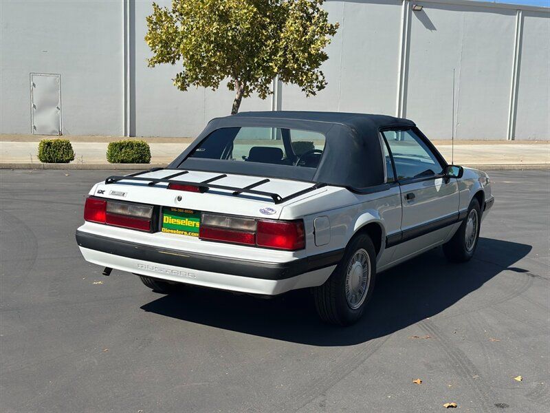 Used 1988 Ford Mustang LX RWD image 16