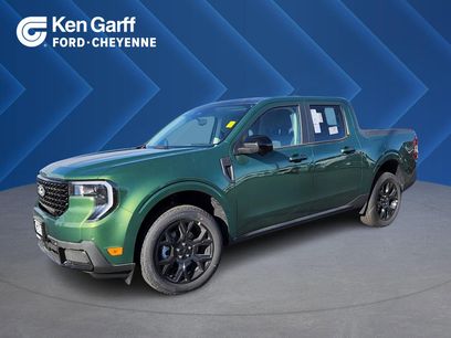 New 2025 Ford Maverick Lariat w/ Black Appearance Package