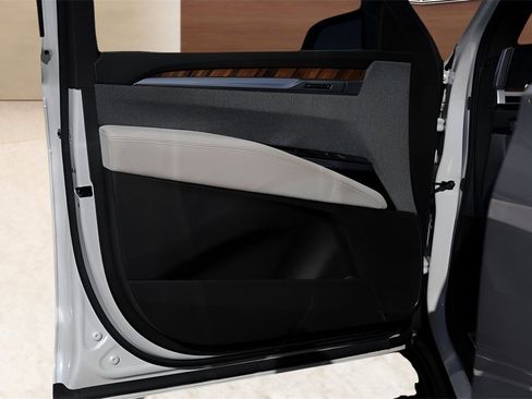 Certified 2025 Cadillac Escalade ESV Premium Luxury Platinum image 24