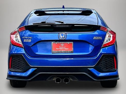 Used 2019 Honda Civic Sport Touring image 6