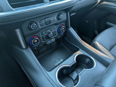 Used 2021 Chevrolet Suburban LT w/ Rear Media and Nav Package image 20