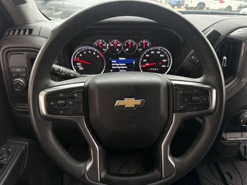Used 2022 Chevrolet Silverado 1500 Custom w/ Safety Confidence Package image 13
