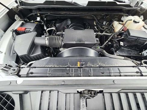 Used 2025 Chevrolet Silverado 2500 Custom w/ Custom Value Package AWD/4WD image 17