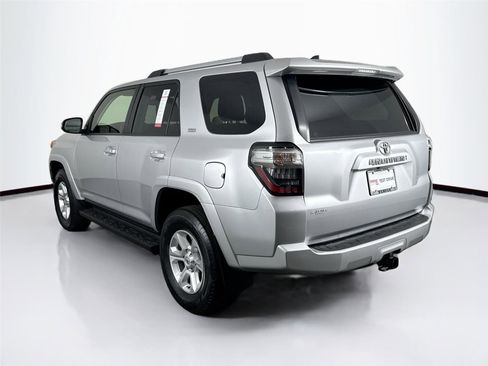 Certified 2024 Toyota 4Runner SR5 Premium image 2