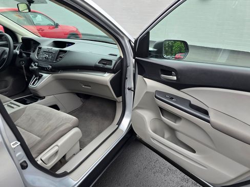 Used 2014 Honda CR-V LX image 10