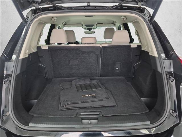 Used 2025 Nissan Rogue SV AWD/4WD image 6