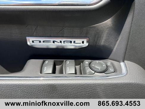 Used 2023 GMC Sierra 1500 Denali w/ Denali Reserve Package AWD/4WD image 19