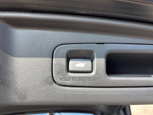 Used 2024 Honda CR-V EX-L image 14