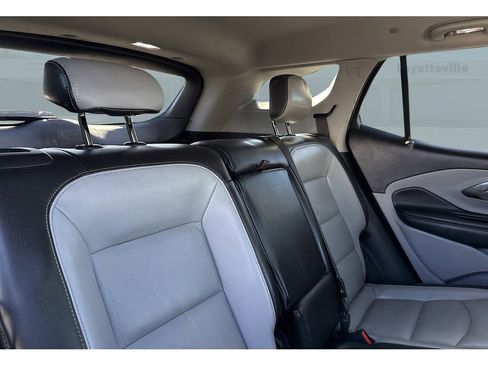 Used 2020 GMC Terrain SLT image 32