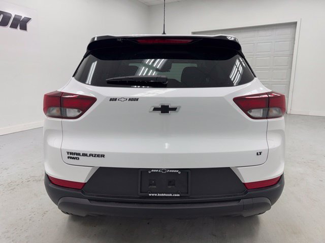 New 2026 Chevrolet TrailBlazer LT w/ Midnight Edition AWD/4WD image 6