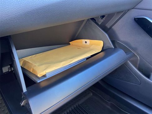 Used 2025 Toyota Corolla XSE image 30