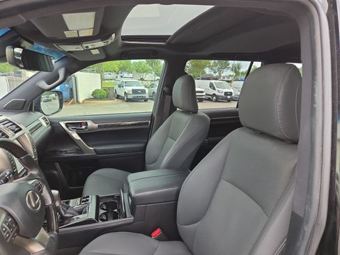 Used 2021 Lexus GX 460 Premium AWD/4WD image 9