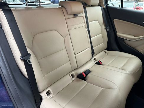 Used 2018 Mercedes-Benz GLA 250 image 14