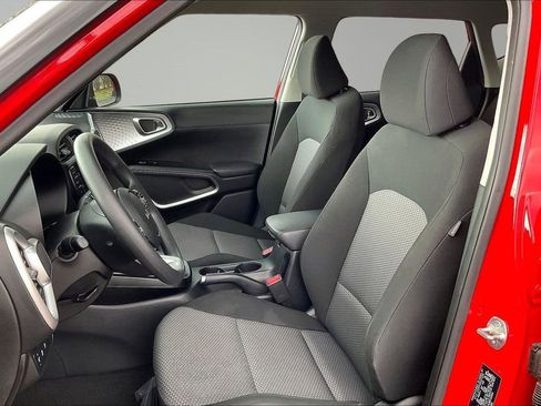 Used 2024 Kia Soul LX image 24