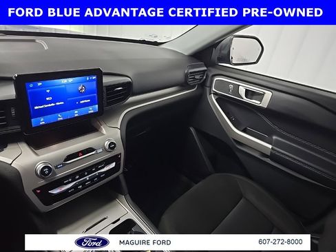 Certified 2022 Ford Explorer XLT image 30