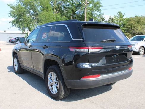 Used 2025 Jeep Grand Cherokee Laredo X AWD/4WD image 38