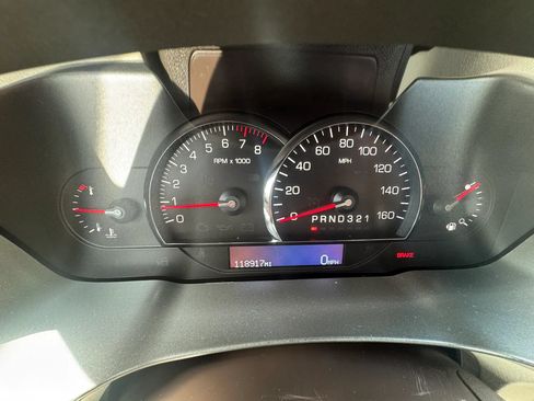 Used 2011 Cadillac DTS Luxury FWD image 30