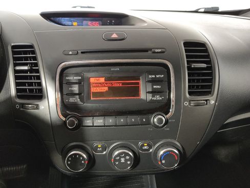 Used 2017 Kia Forte LX FWD image 25