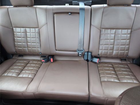 Used 2024 Nissan Titan Platinum Reserve w/ Moonroof Package image 26