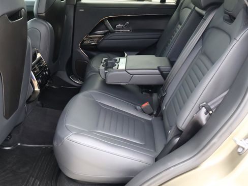 Used 2024 Land Rover Range Rover Sport SV Edition One Carbon Bronze image 33