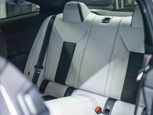 Used 2024 BMW M4 Competition w/ Executive Package image 17