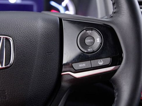 Certified 2022 Honda Pilot Touring image 32