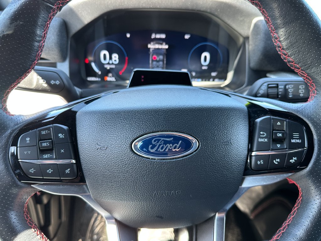 Used 2025 Ford Explorer ST-Line AWD/4WD image 26