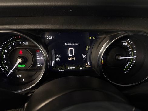 Used 2023 Jeep Wrangler Unlimited Rubicon 4xe w/ Cold Weather Group AWD/4WD image 18