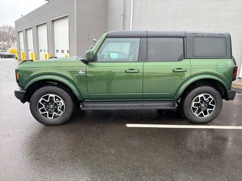 Used 2025 Ford Bronco Outer Banks image 4