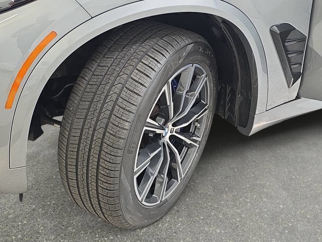 Certified 2024 BMW X5 xDrive40i w/ M Sport Package AWD/4WD image 29