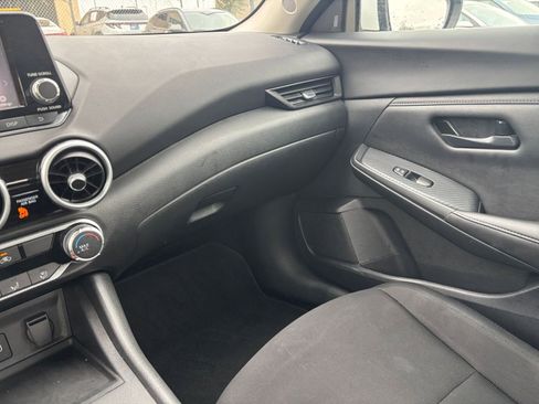 Used 2025 Nissan Sentra S image 33