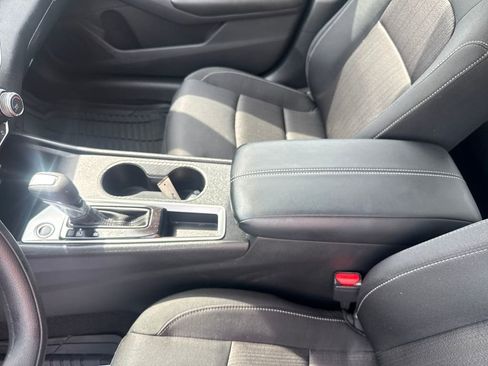 Used 2025 Nissan Altima 2.5 S image 27