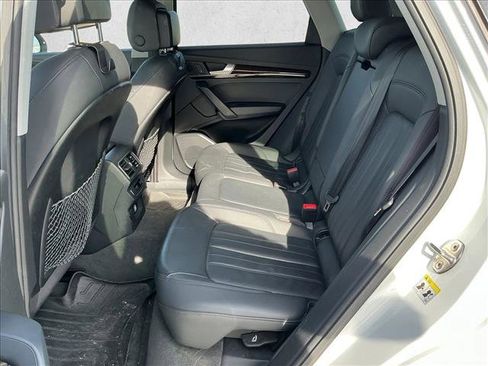 Used 2019 Audi Q5 2.0T Premium image 13