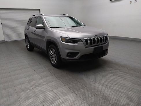 Used 2020 Jeep Cherokee Latitude Lux w/ Comfort/Convenience Group AWD/4WD image 13