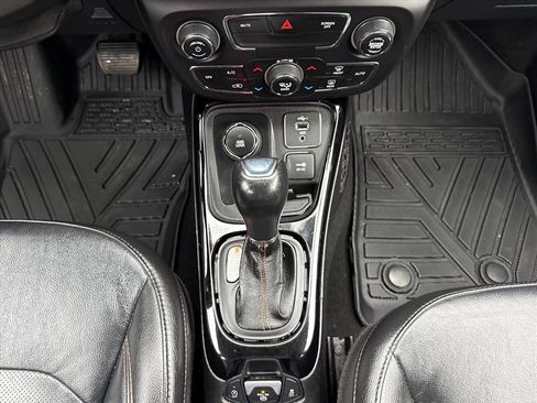 Used 2020 Jeep Compass Limited image 20