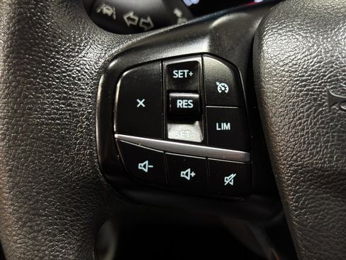 Used 2023 Ford Transit 350 XLT image 20